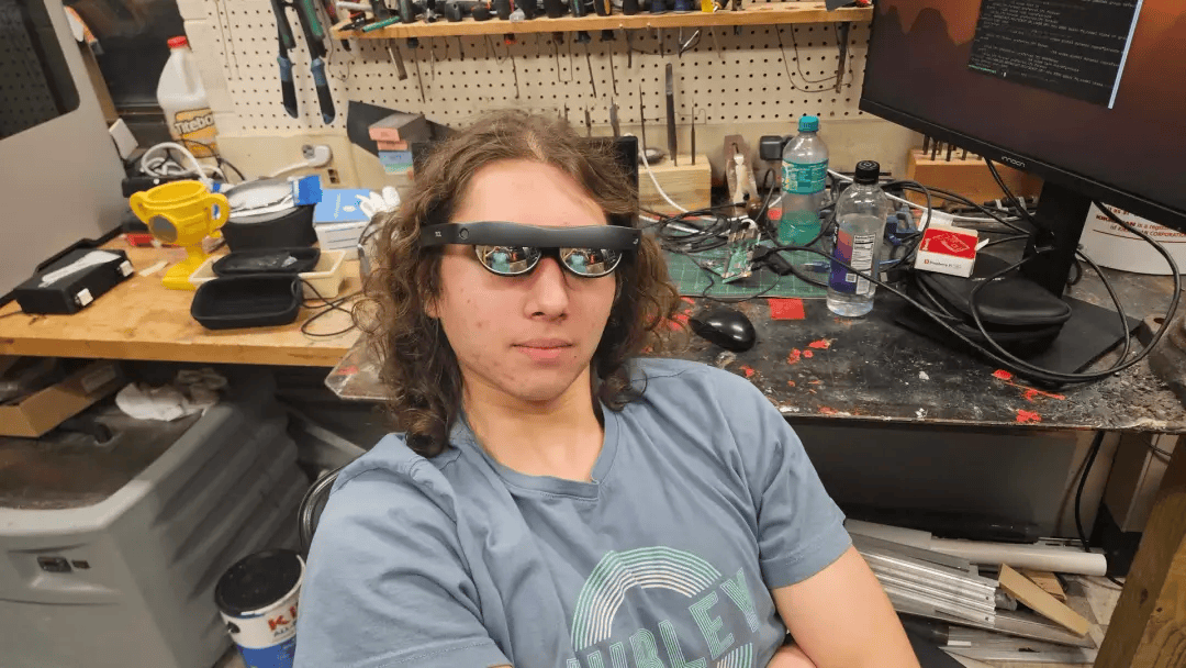 Caption Glasses project illustration